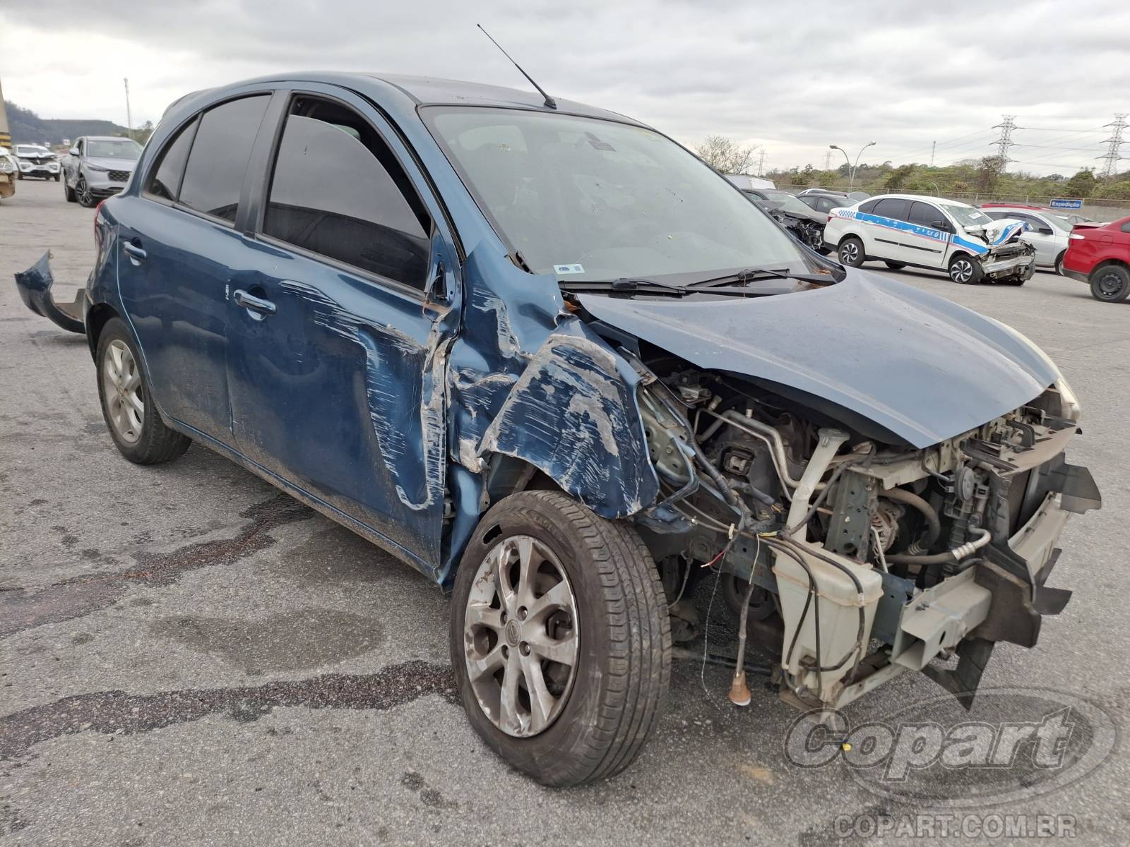 Veículo Nissan March Nissan March SV 1.6 16V 2014 2015 em leilão