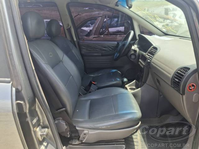 2011 CHEVROLET ZAFIRA 