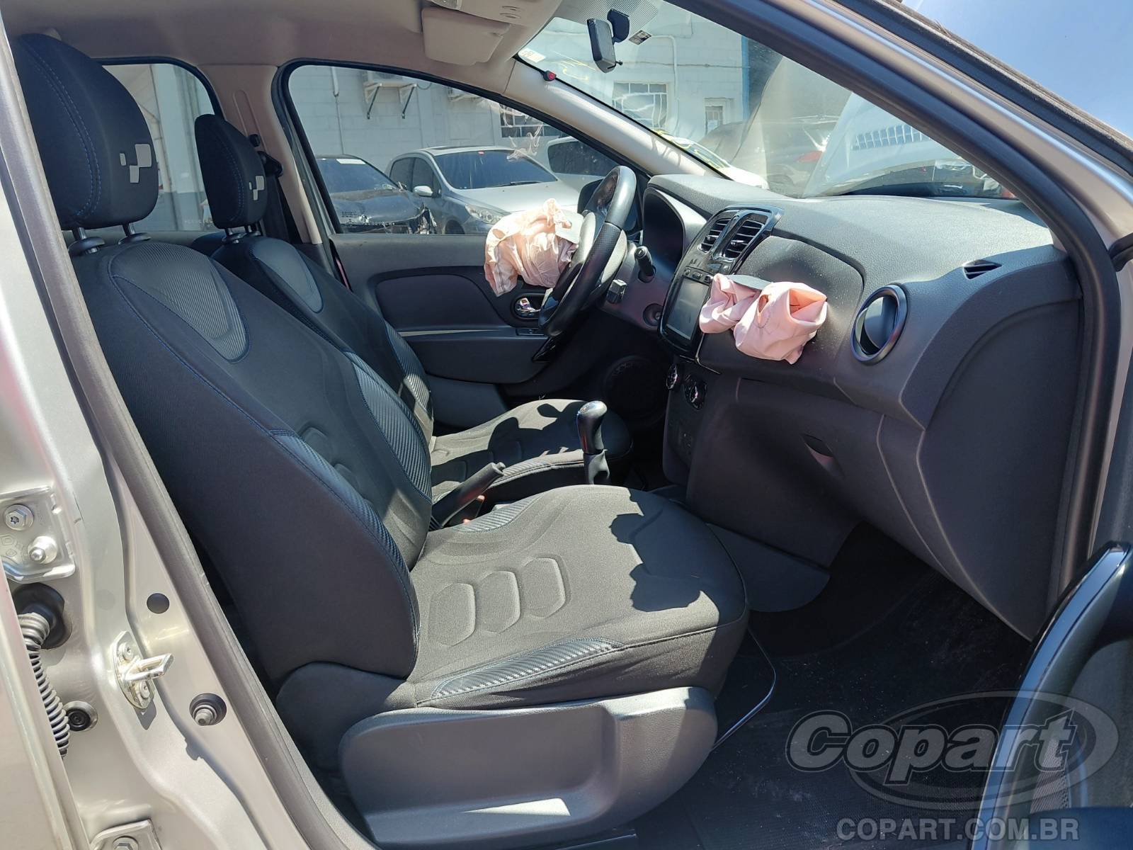 Foto 5: 2017 RENAULT SANDERO