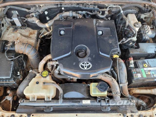 2016 TOYOTA HILUX SW4 