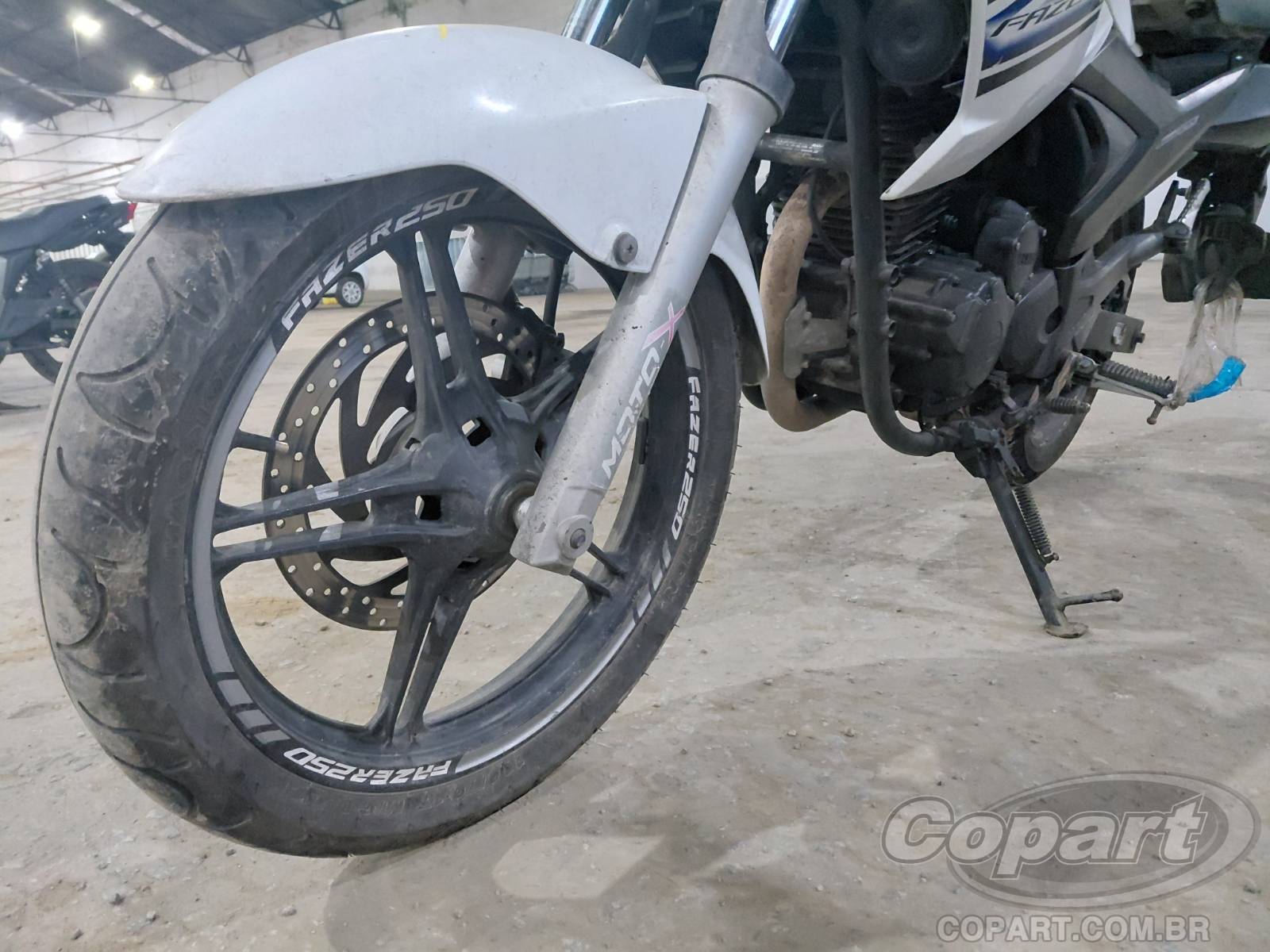 Foto 8 de 10: 2014 YAMAHA FAZER