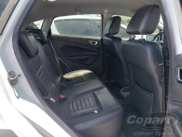 2015 FORD FIESTA 