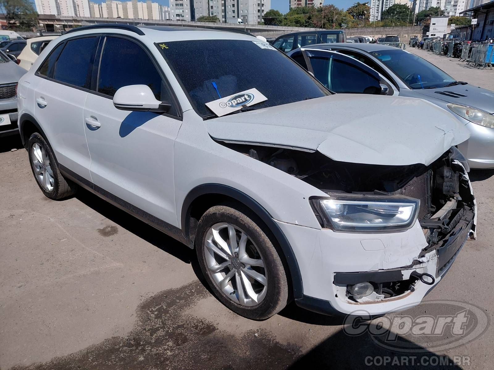 AUDI Q3 Ambiente 170 2.0 16V TFSI Turbo 2014