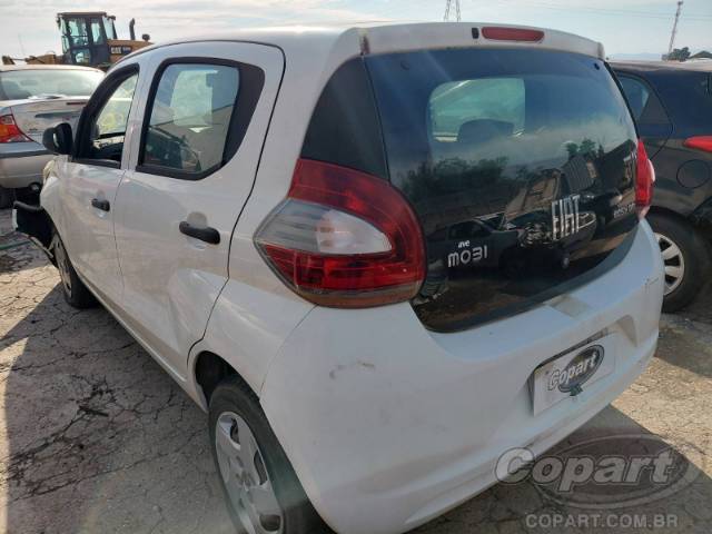 2017 FIAT MOBI 