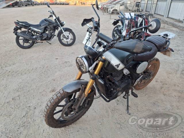 2024 TRIUMPH SCRAMBLER 