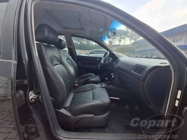 2003 VOLKSWAGEN GOLF 