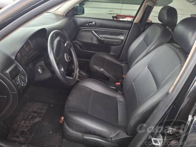 2001 VOLKSWAGEN GOLF 