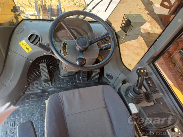 2023 SDLG PA CARREGADEIRA L936 