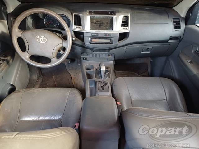 2012 TOYOTA HILUX CD 