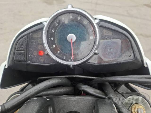 2010 SUZUKI B-KING 