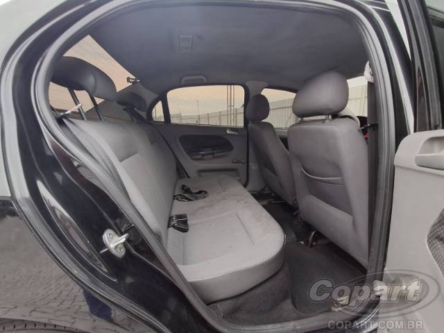 2017 VOLKSWAGEN VOYAGE 