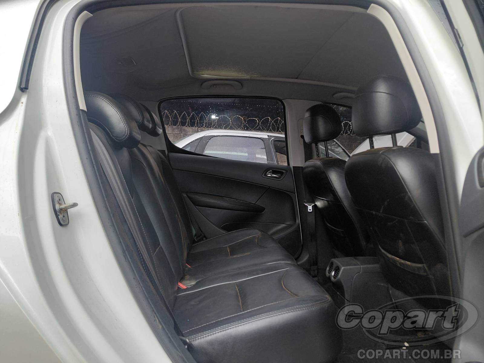 2015 PEUGEOT 308 — foto 6 de 10