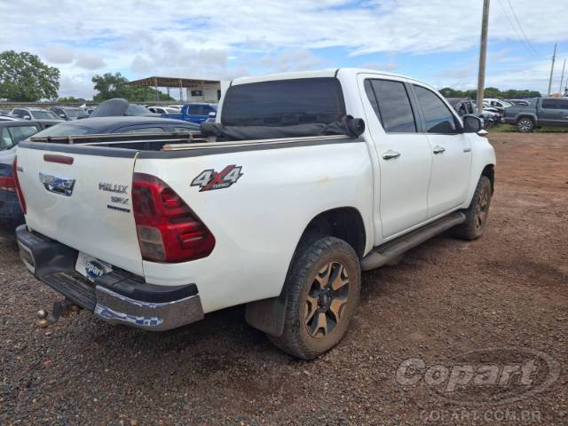 2019 TOYOTA HILUX CD 