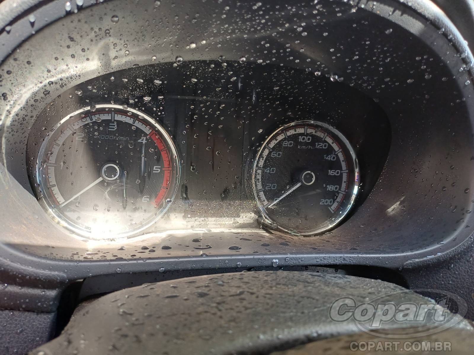 Foto 8 de 10: 2025 MITSUBISHI L200 TRITON