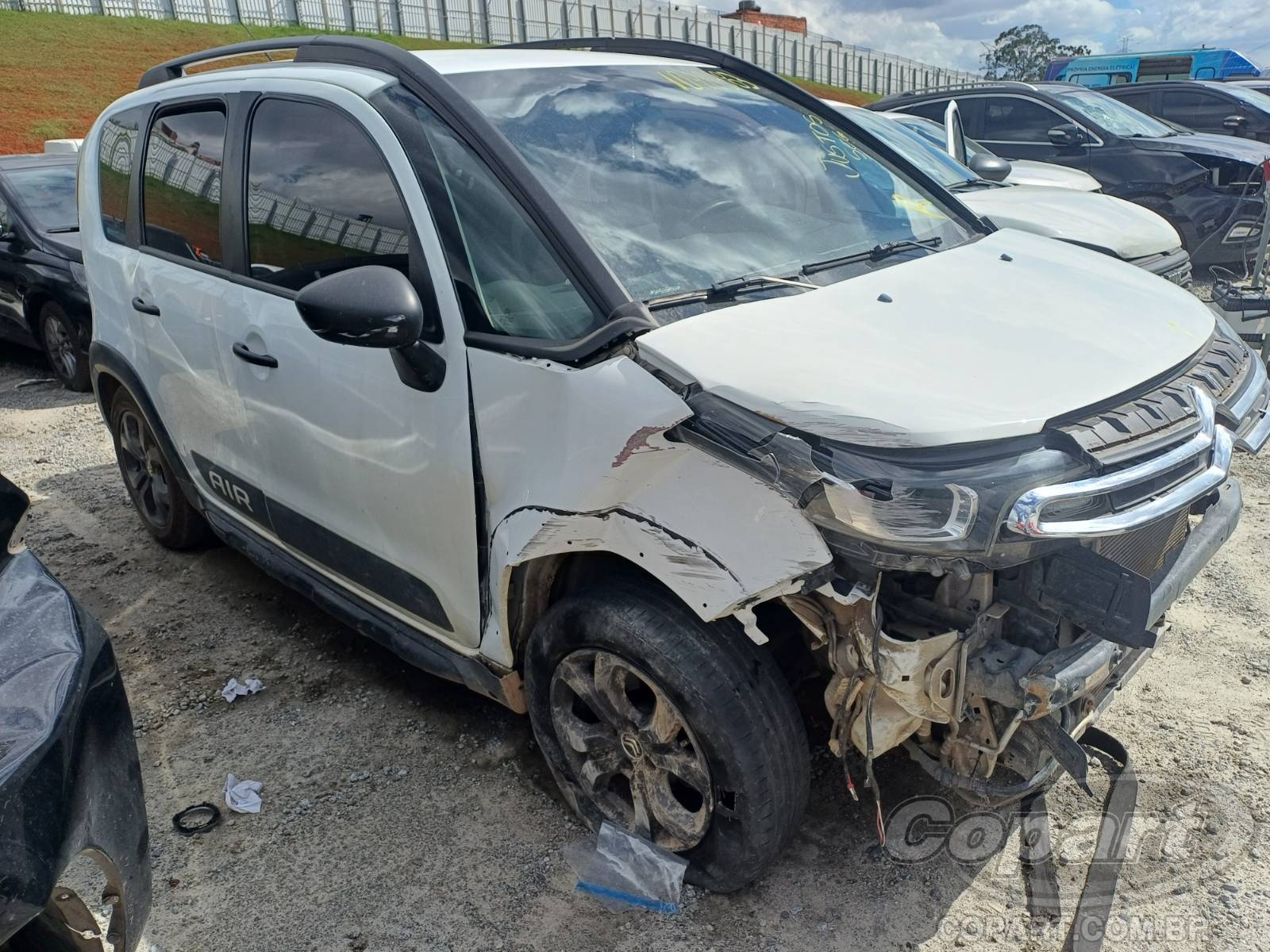 Veículo Citroën AIRCROSS Citroën AirCross Feel 1.6 16V VVT 2016 2016 em leilão