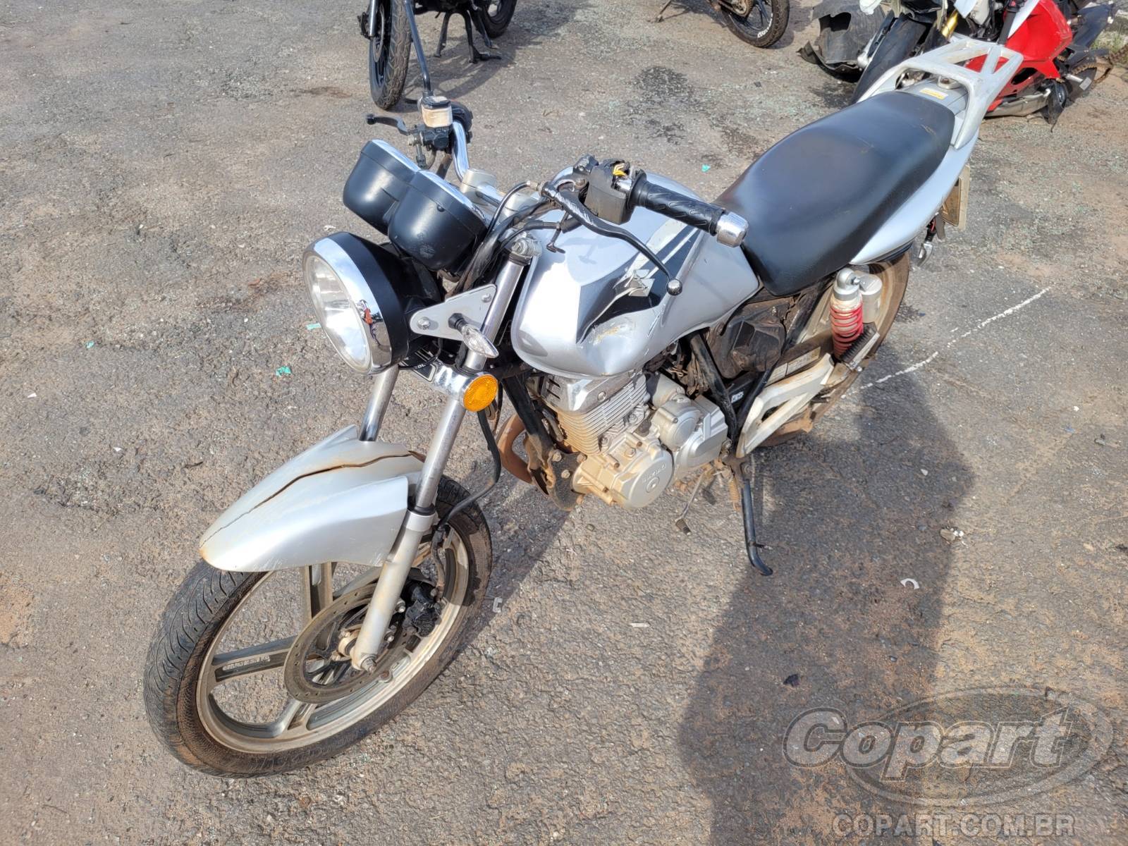 2016 SUZUKI GSR — leilão em Goiânia/GO (foto 2)