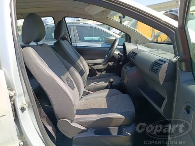 2005 VOLKSWAGEN FOX 
