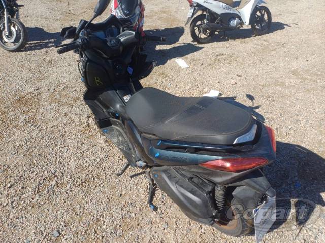 2024 YAMAHA XMAX 