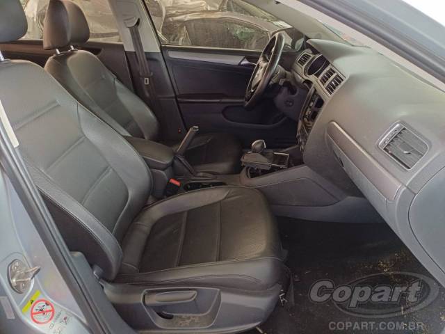 2016 VOLKSWAGEN JETTA 