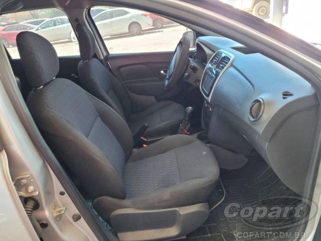 2017 RENAULT SANDERO 