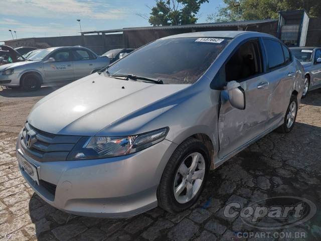2011 HONDA CITY 