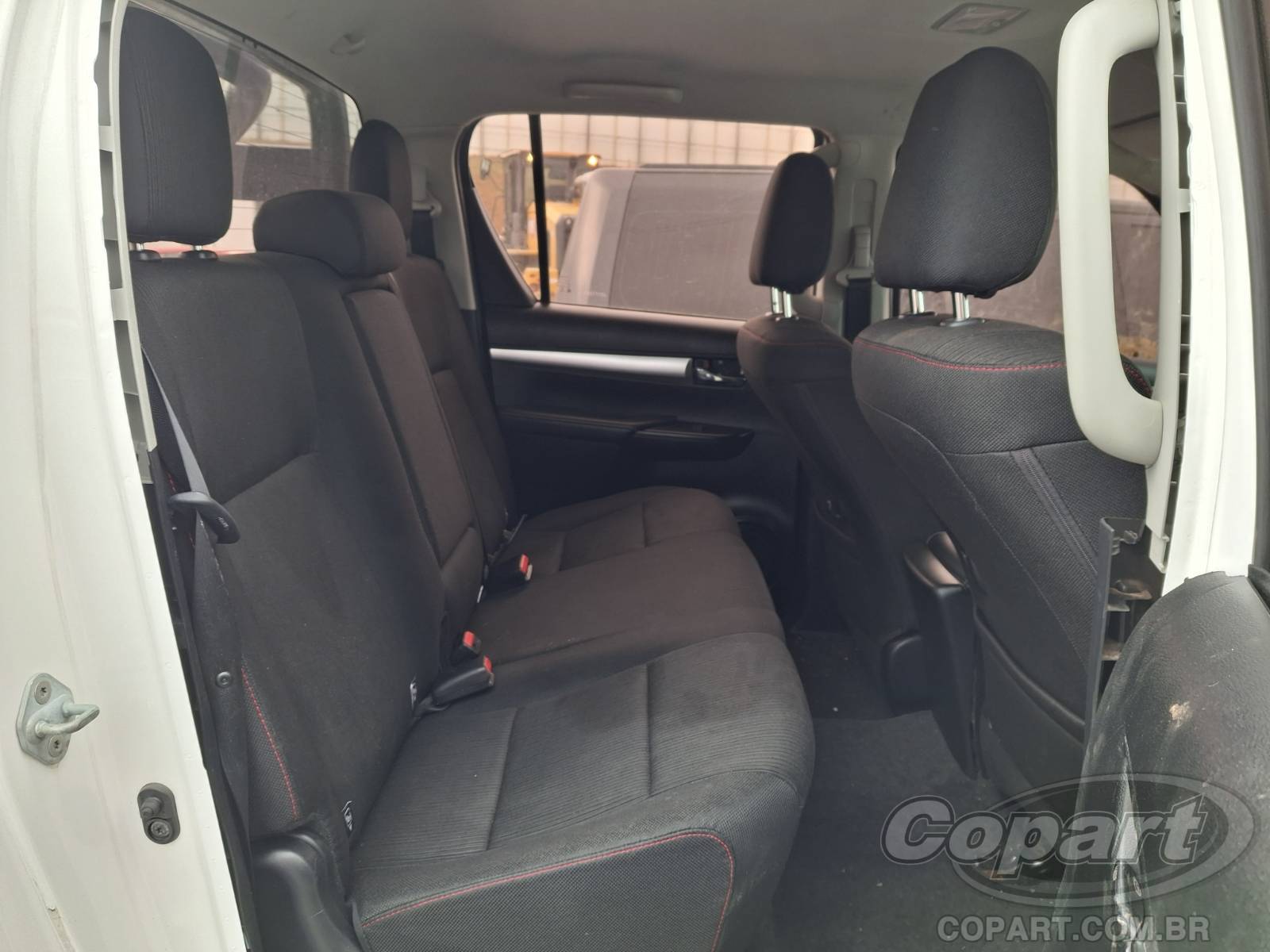 2018 TOYOTA HILUX CD — foto 6 de 15