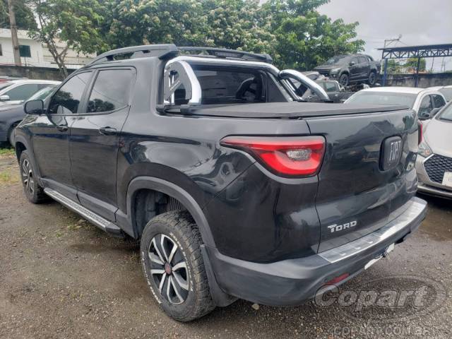 2017 FIAT TORO 