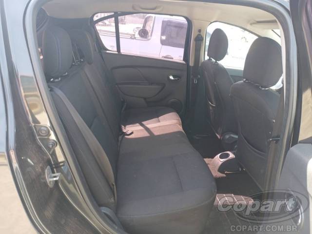 2015 RENAULT SANDERO 