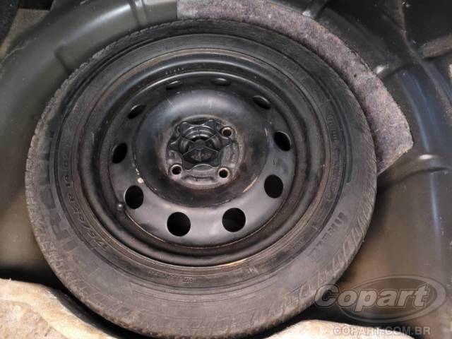 2009 FORD FIESTA SEDAN 