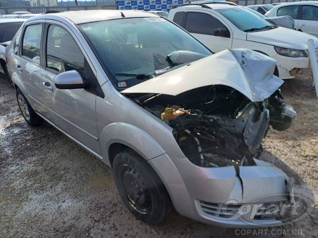 2006 FORD FIESTA SEDAN 
