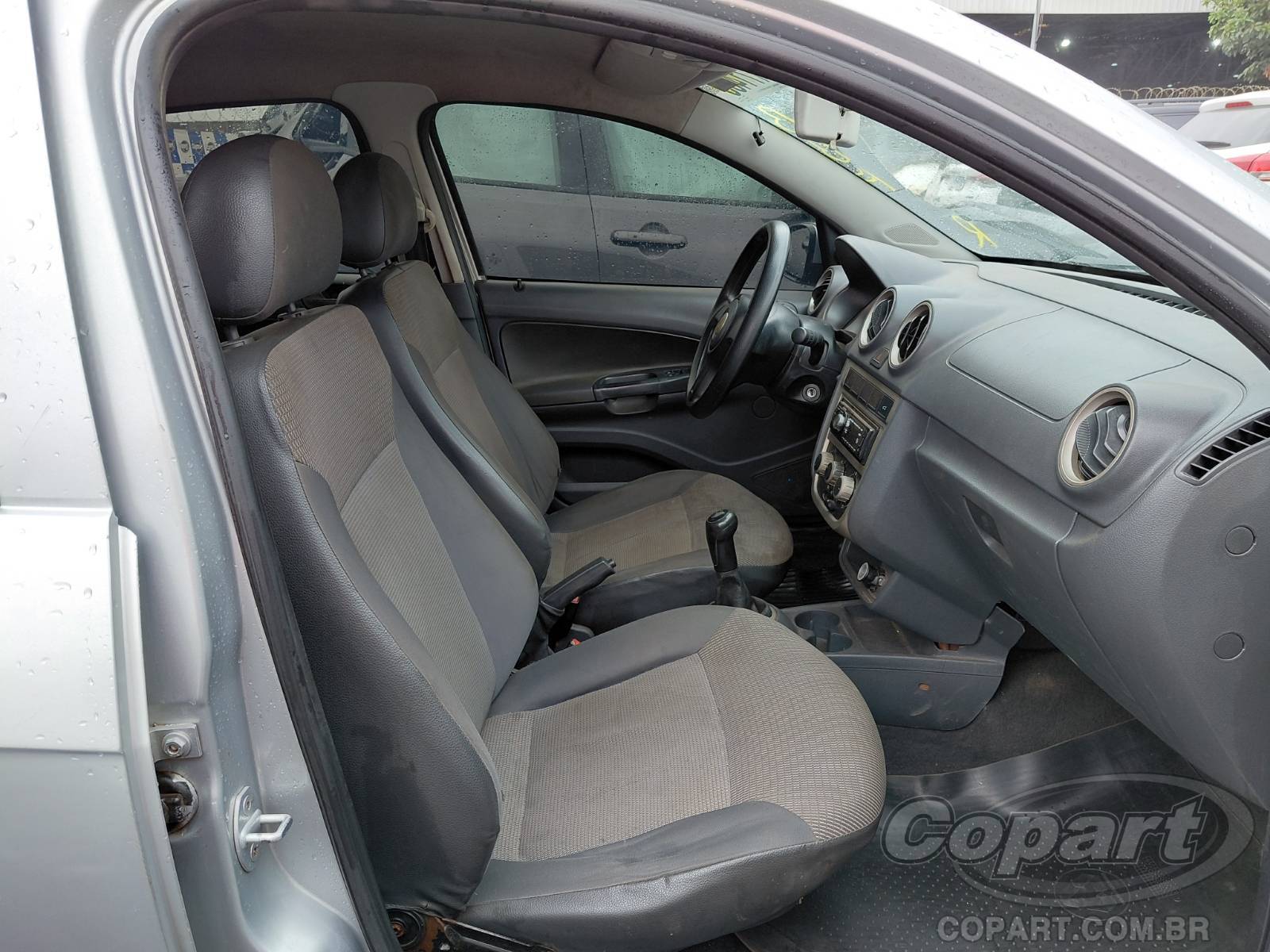 2013 VOLKSWAGEN VOYAGE — foto 5 de 10