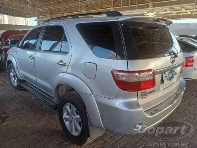 2010 TOYOTA HILUX SW4 
