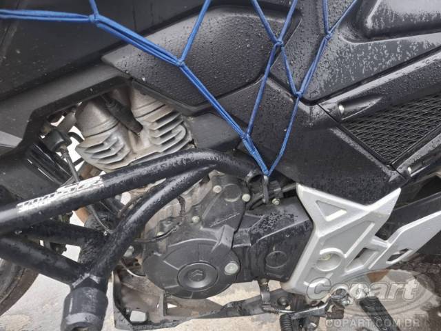 2026 HONDA CB 300F 