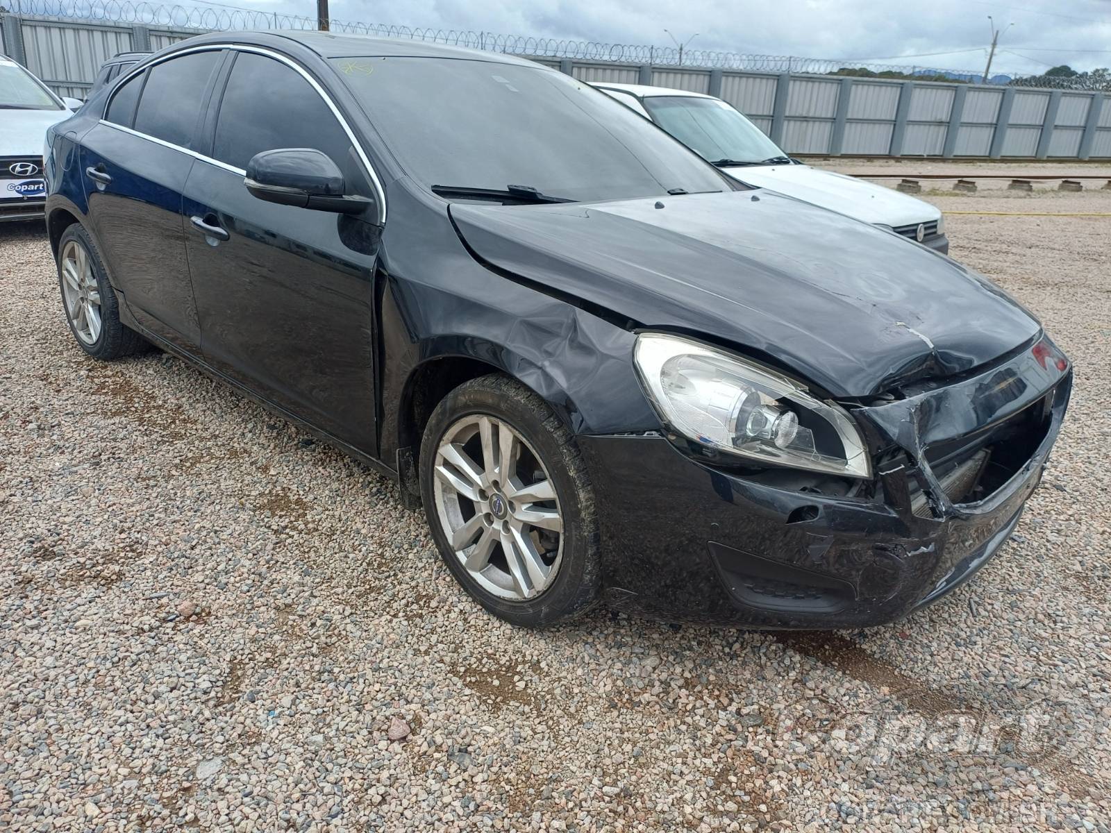 Veículo Volvo S60 VOLVO S60 T5 Dynamic 2.0 16V GTDI Turbo 2012 2012 em leilão