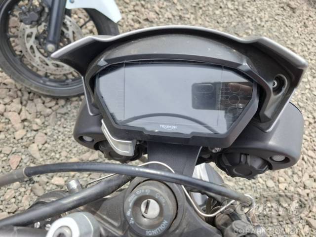 2018 TRIUMPH STREET TRIPLE 