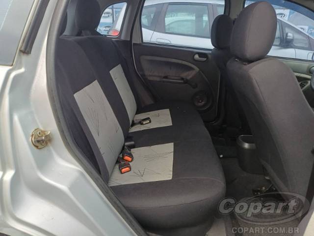 2010 FORD FIESTA 