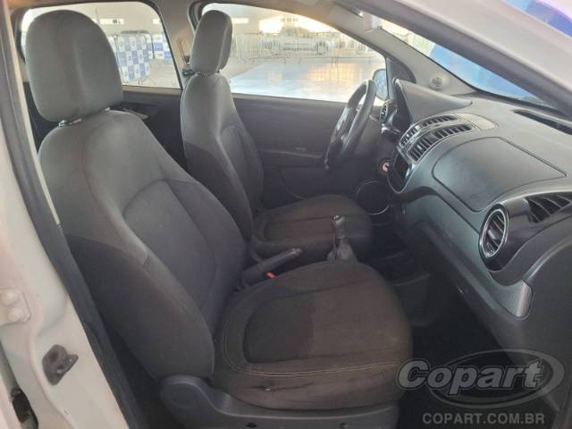 2013 FIAT GRAND SIENA 