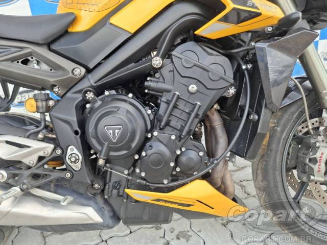 2023 TRIUMPH STREET TRIPLE 