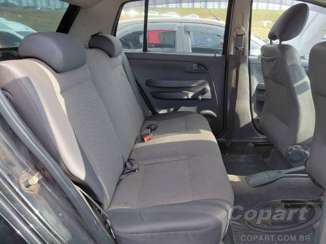 2006 VOLKSWAGEN FOX 
