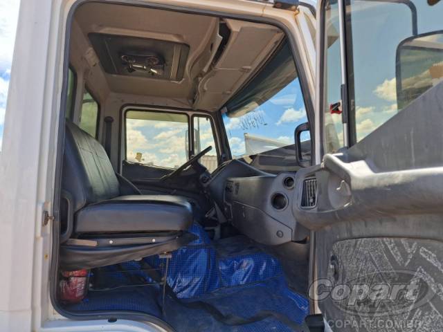 2013 MERCEDES BENZ ATRON 