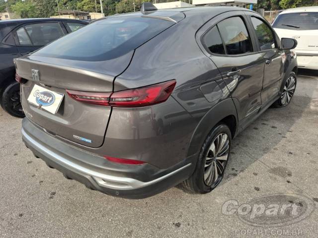 2025 FIAT FASTBACK 