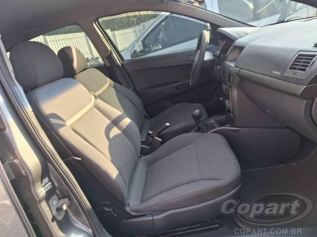 2011 CHEVROLET VECTRA 