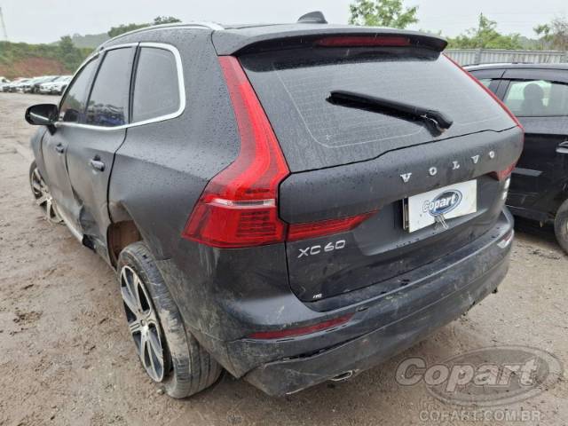 2021 VOLVO XC60 
