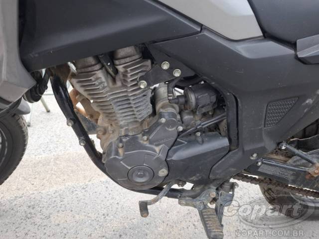 2025 HONDA XRE SAHARA 300 
