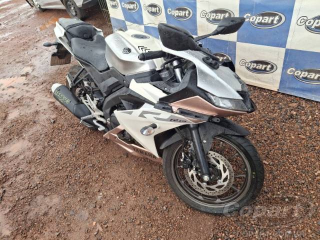 2026 YAMAHA YZF R15 