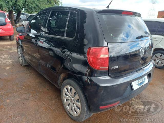 2011 VOLKSWAGEN FOX 