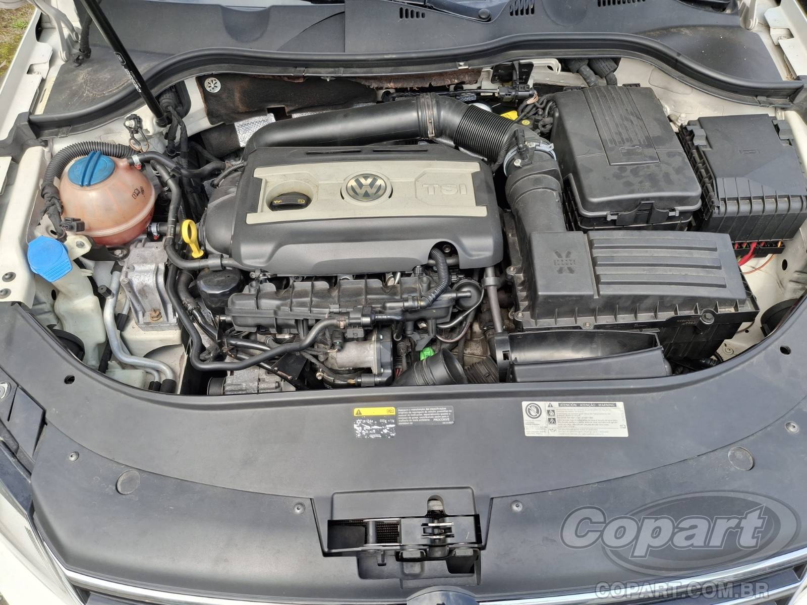 2014 VOLKSWAGEN PASSAT — foto 7 de 11