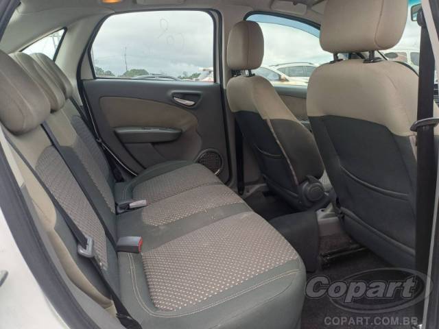 2014 FIAT GRAND SIENA 