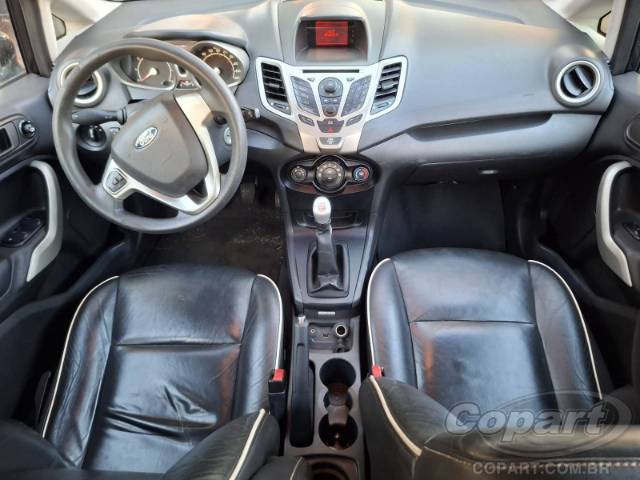 2013 FORD FIESTA 