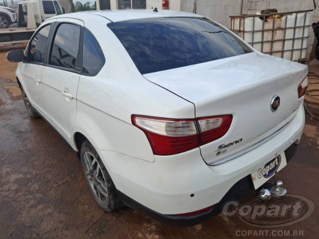 2016 FIAT GRAND SIENA 